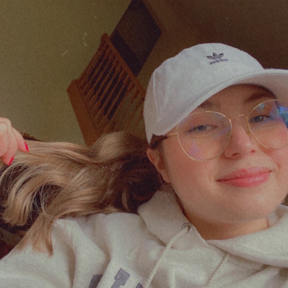 Meet your Posher, Maddy